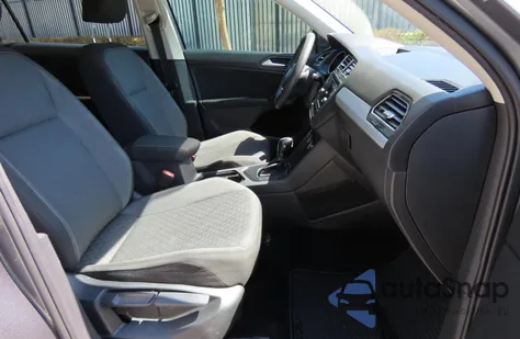 2021 Volkswagen Tiguan S z USA, uszkodzony, nr VIN 3VV1B7AX2MM125993